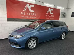 Blauw Gebruikt 2015 Toyota Auris Stationwagen | € 13.599 (Iets duurder)