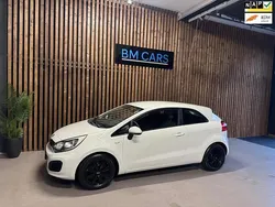 Wit Gebruikt 2012 Kia Rio Comfort Hatchback | € 5.995 (Eerlijke prijs)