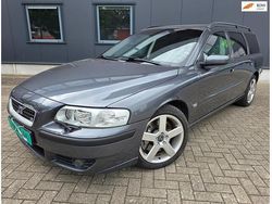 Grijs Gebruikt 2004 Volvo V70 Stationwagen | € 14.950