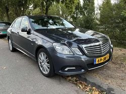 Grijs Gebruikt 2009 Mercedes E350 Sedan | € 13.950 (Super prijs)