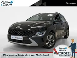 Abyss black metallic (a2b) Gebruikt 2023 Hyundai Kona Comfort SUV | € 24.450 (Goede deal)