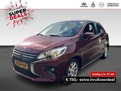 Rood Gebruikt 2020 Mitsubishi Space Star Hatchback | € 14.430 (Iets duurder)