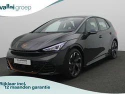 Grijs Gebruikt 2024 Cupra Born Hatchback | € 32.900 (Eerlijke prijs)