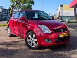 Rood Gebruikt 2007 Suzuki Swift Hatchback | € 1.950 (Goede deal)