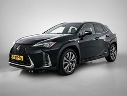 Zwart Gebruikt 2019 Lexus UX 250h Sport Line SUV | € 27.950 (Eerlijke prijs)
