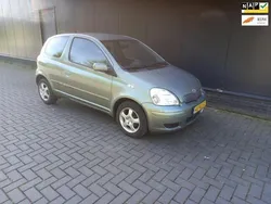 Groen Gebruikt 2003 Toyota Yaris Sol Hatchback | € 950 (Eerlijke prijs)