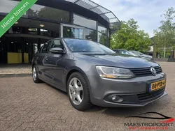 Grijs Gebruikt 2011 VW Jetta Trendline Sedan | € 3.950 (Goede deal)