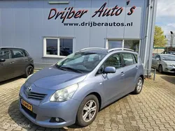 Blauw Gebruikt 2011 Toyota Verso MPV | € 3.250