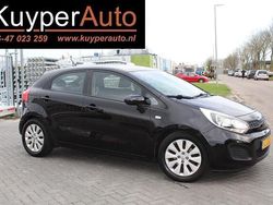Zwart Gebruikt 2011 Kia Rio Hatchback | € 4.250 (Eerlijke prijs)