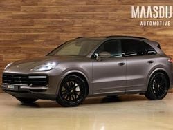 Grijs Gebruikt 2018 Porsche Cayenne Turbo Chrono SUV | € 72.740 (Eerlijke prijs)