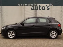 Zwart Gebruikt 2023 Audi A1 Sportback Proline Hatchback | € 24.900 (Eerlijke prijs)
