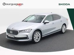 Zilver Nieuw 2024 Skoda Superb First Edition Hatchback | € 40.900 (Super prijs)
