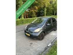 Grijs Gebruikt 2006 Toyota Aygo Hatchback | € 1.495 (Goede deal)