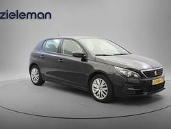 Zwart Gebruikt 2019 Peugeot 308 Hatchback | € 9.845 (Goede deal)