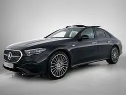 Donker obsidiaanzwart metallic Nieuw 2025 Mercedes 300 Sport Edition Sedan | € 76.823 (Super prijs)
