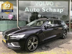 Zwart Gebruikt 2020 Volvo V60 Inscription Stationwagen | € 35.900 (Eerlijke prijs)
