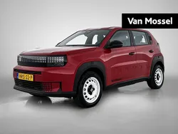 Rood Nieuw 2025 Fiat Grande Panda Red SUV | € 23.900