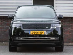 Zwart, metallic lak Gebruikt 2024 Land Rover Range Rover SE SUV | € 149.950