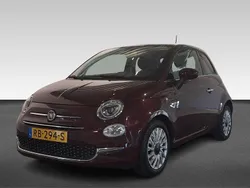 Rood, metallic lak Gebruikt 2017 Fiat 500 Lounge Hatchback | € 8.745 (Goede deal)