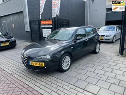 Zwart Gebruikt 2006 Alfa Romeo 147 Progression Hatchback | € 1.999 (Iets duurder)