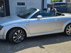 Grijs Gebruikt 2000 Audi TT Roadster Cabriolet | € 2.350