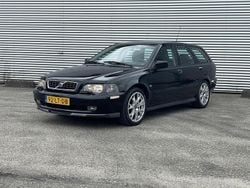 Zwart Gebruikt 2003 Volvo V40 Stationwagen | € 2.450 (Iets duurder)