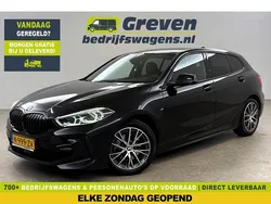 Zwart, metallic lak Gebruikt 2022 BMW 118 M Sport Hatchback | € 22.400 (Eerlijke prijs)