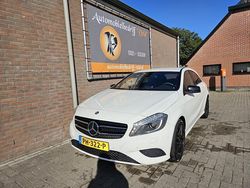 Wit, metallic lak Gebruikt 2013 Mercedes A180 Hatchback | € 5.754 (Eerlijke prijs)