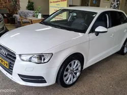 Wit Gebruikt 2015 Audi A3 Sportback Ambition Hatchback | € 11.995 (Eerlijke prijs)