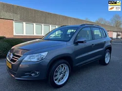 Grijs Gebruikt 2011 VW Tiguan Comfortline SUV | € 6.950 (Eerlijke prijs)