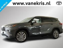 Grijs Gebruikt 2022 Toyota Highlander Executive SUV | € 57.944 (Eerlijke prijs)