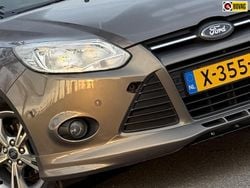 Bruin Gebruikt 2013 Ford Focus Titanium Stationwagen | € 6.925 (Eerlijke prijs)