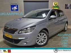Grijs Gebruikt 2016 Peugeot 308 Style Hatchback | € 11.250 (Eerlijke prijs)