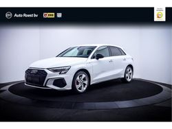 Wit Gebruikt 2022 Audi A3 Competition Hatchback | € 28.950 (Super prijs)