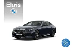 Zwart, metallic lak Nieuw 2025 BMW i5 M Sport Sedan | € 95.298 (Duur)