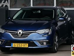 Blauw Gebruikt 2020 Renault Mégane IV Bose Edition Hatchback | € 16.950 (Iets duurder)