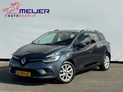 Grijs Gebruikt 2019 Renault Clio GrandTour Intens Stationwagen | € 14.980 (Duur)