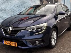 Blauw Gebruikt 2020 Renault Mégane GrandTour LIMITED Stationwagen | € 12.950 (Super prijs)