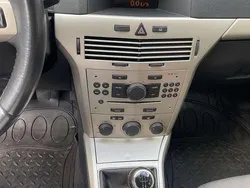 Zwart Gebruikt 2008 Opel Astra Business Stationwagen | € 2.800