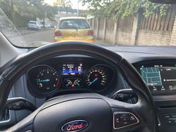 Zwart Gebruikt 2017 Ford Focus Titanium Stationwagen | € 5.999