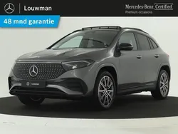 Grijs, metallic lak Gebruikt 2024 Mercedes EQA250+ AMG line SUV | € 48.750 (Eerlijke prijs)