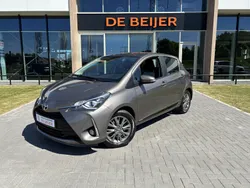 Grijs Gebruikt 2017 Toyota Yaris Comfort Hatchback | € 14.645 (Eerlijke prijs)