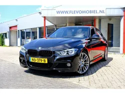 Zwart Gebruikt 2016 BMW 330 Executive Sedan | € 20.450 (Goede deal)