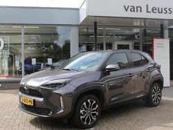 Grijs Gebruikt 2023 Toyota Yaris Cross SUV | € 27.400 (Goede deal)