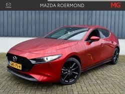 Soul red crystal Gebruikt 2023 Mazda 3 Exclusive-Line Hatchback | € 30.945 (Eerlijke prijs)