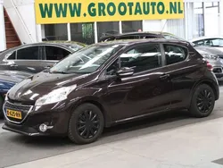 Bruin Gebruikt 2013 Peugeot 208 Active Hatchback | € 4.444 (Goede deal)