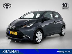 Grijs Gebruikt 2017 Toyota Aygo X-play Hatchback | € 9.750 (Eerlijke prijs)
