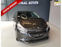 Grijs Gebruikt 2014 Peugeot 208 Style Hatchback | € 6.499 (Eerlijke prijs)