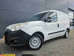 Wit Gebruikt 2013 Opel Combo MPV | € 2.945 (Eerlijke prijs)