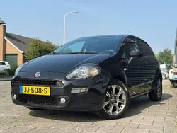 Zwart Gebruikt 2016 Fiat Punto Evo Lounge Hatchback | € 4.900 (Eerlijke prijs)